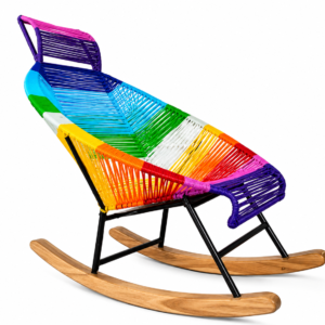 Silla Mecedora Tejida Multicolor con Respaldo Alto Con bases Metálicas y Recubrimiento en Pvc conocida popularmente como mecedora tipo cachama